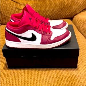 Men’s Jordan 1 Low size 11.5